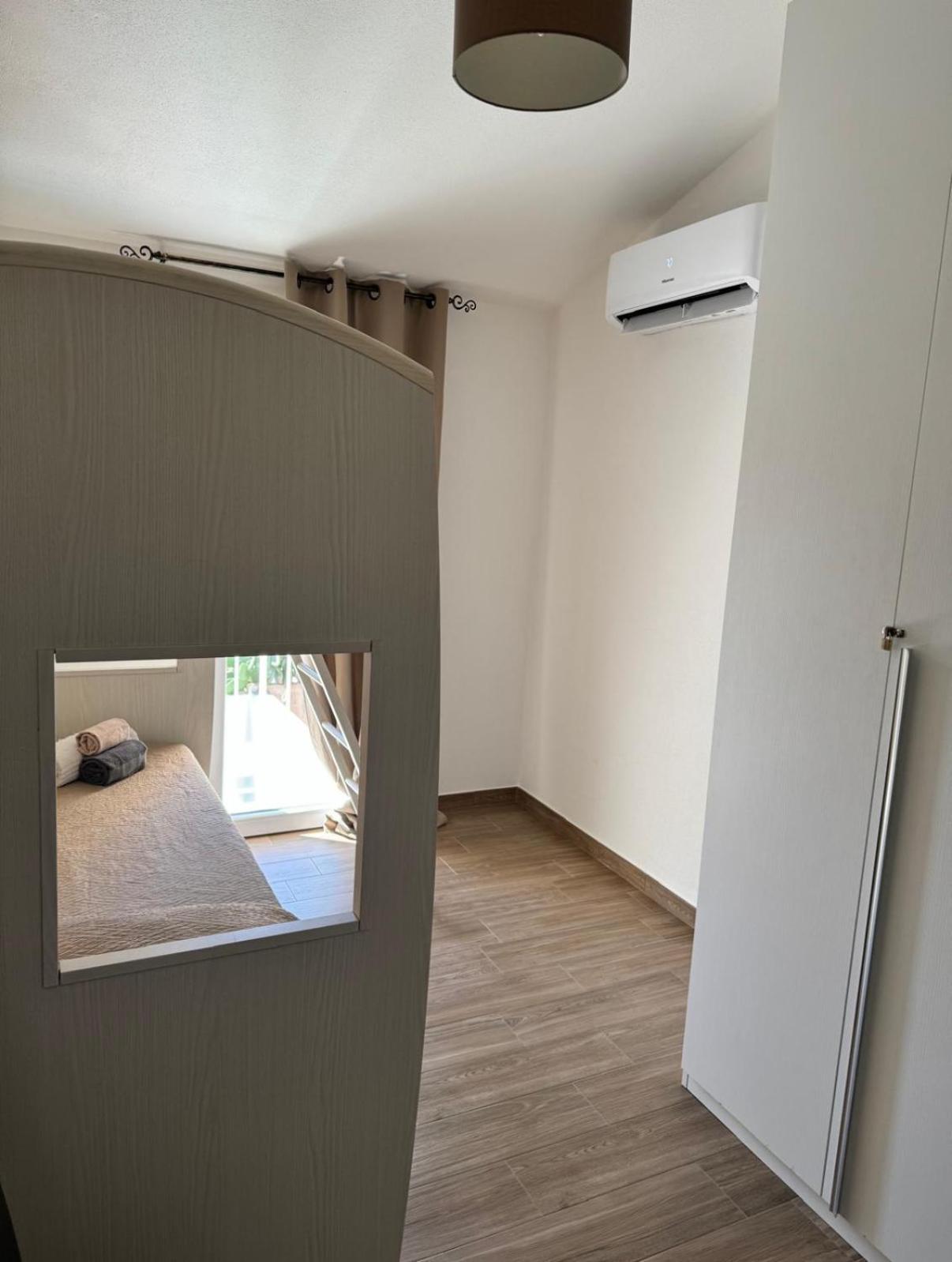 Pula Residence - Via Delle Rose 外观 照片
